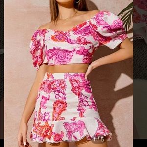 NWOT Cute orange and pink skirt set